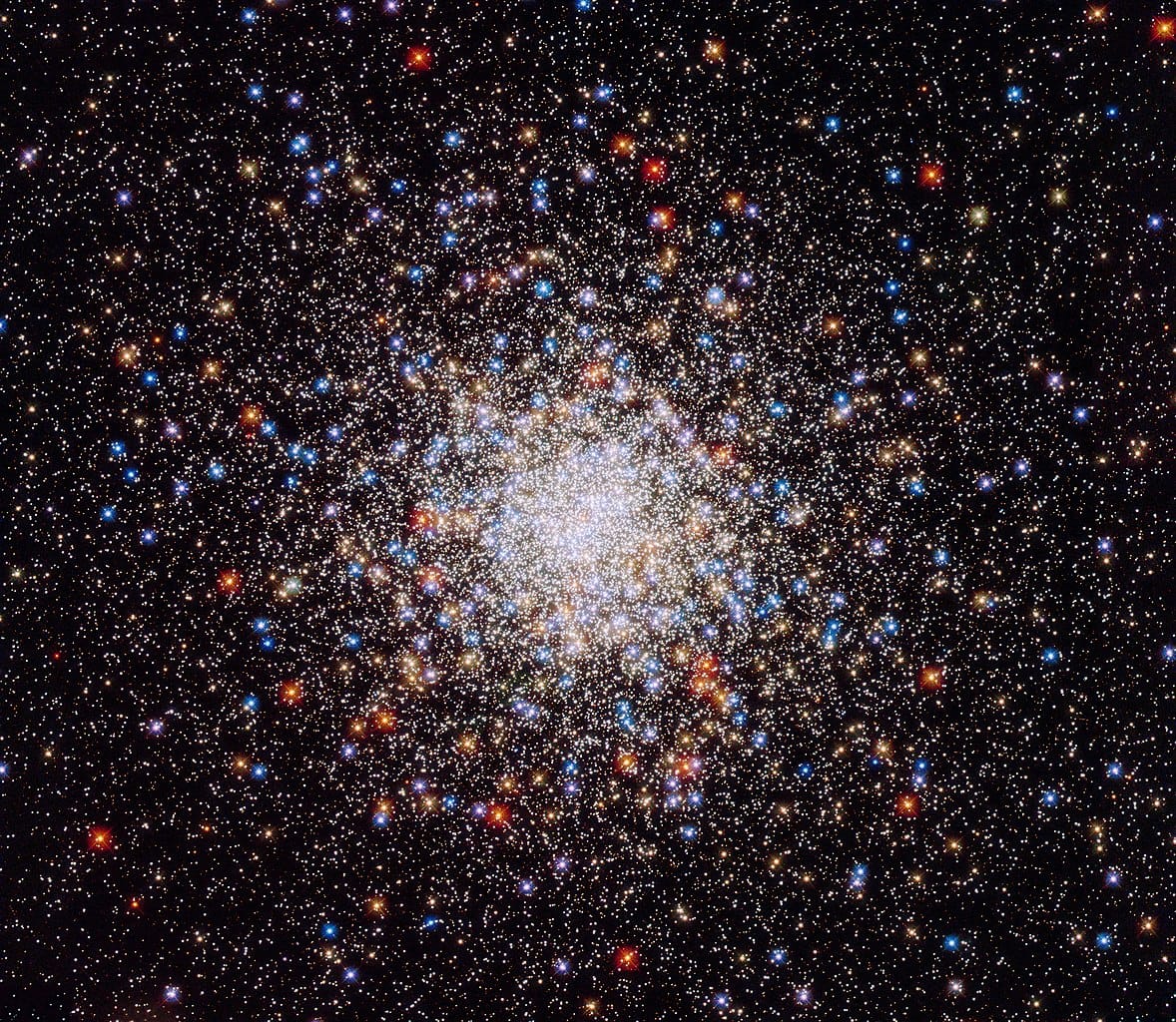 Der Kugelsternhaufen NGC 6541 in einer Aufnahme des Weltraumteleskops Hubble