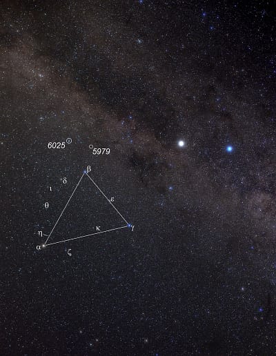 Das Südliche Dreieck (lateinisch: Triangulum Australe) ist ein Sternbild am Südhimmel und im Band der Milchstraße, nahe den hellen Sternen Alpha und Beta Centauri